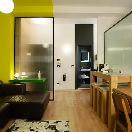 Apartment Chic Retreat In Blloku Tirana