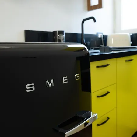 Chic Retreat In Blloku