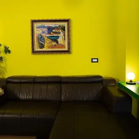 Chic Retreat In Blloku Apartment Tirana